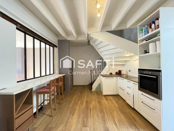 Charmante maison de ville en pierre proche des commerces et d'une gare