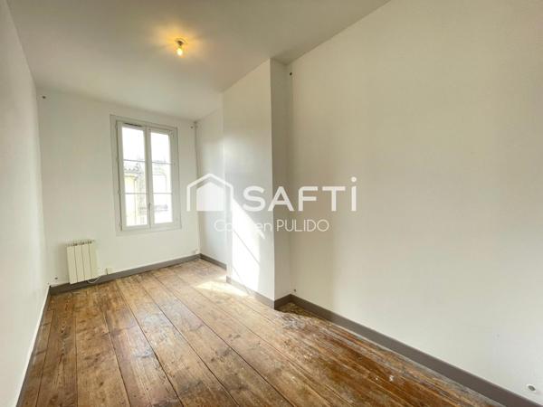 Charmante maison de ville en pierre proche des commerces et d'une gare