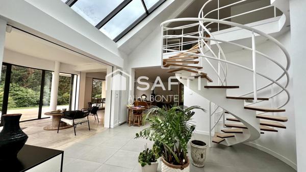 Demeure contemporaine avec double garage