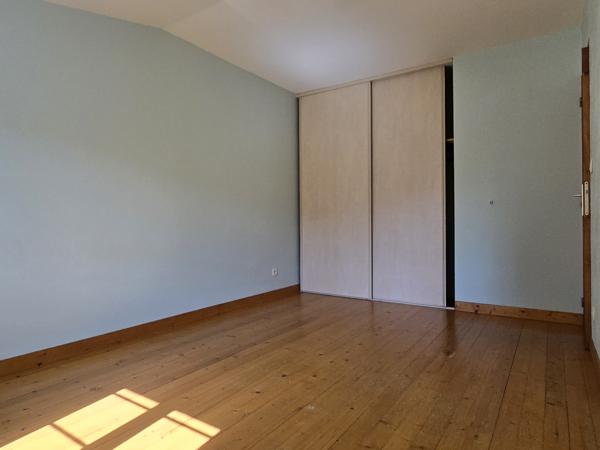 Maison
                                                                                                                                                                                                                                                                                                                        5 pièce(s)                                                                                                                                                                                                          4 chambre(s)                                                                                                                                                                                                          108.05  m²