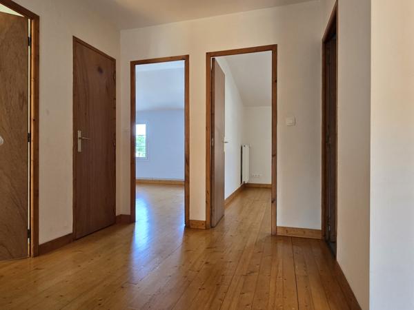 Maison
                                                                                                                                                                                                                                                                                                                        5 pièce(s)                                                                                                                                                                                                          4 chambre(s)                                                                                                                                                                                                          108.05  m²
