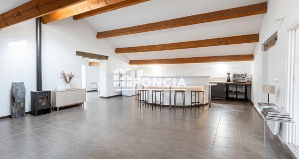À vendre Appartement 4 pièces 121 m² - Marseille 13003