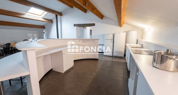À vendre Appartement 4 pièces 121 m² - Marseille 13003