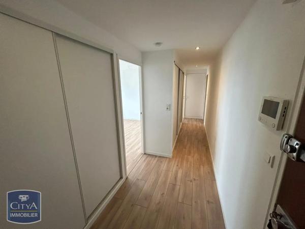 Appartement à louer 2 pièces 53.7m²
