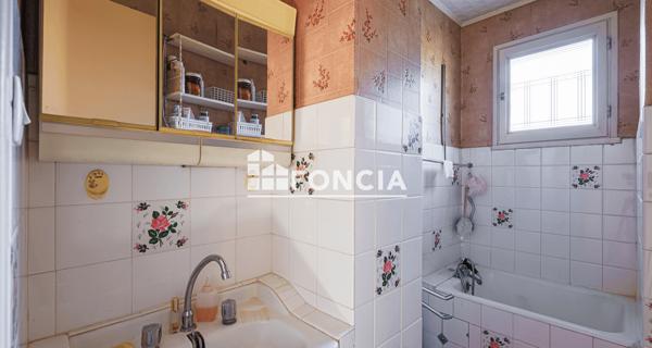À vendre Maison 4 pièces 66 m² - Saint-martin-d'hères 38400