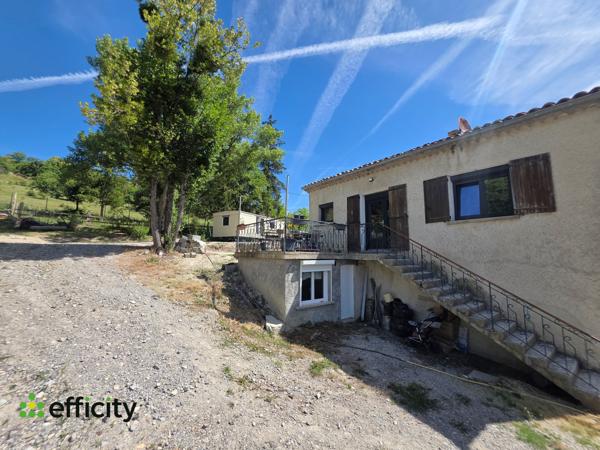 Maison
         6 pièces
        - 152 m² Exclusivité 220 000 € *