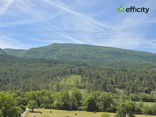 Maison
         6 pièces
        - 152 m² Exclusivité 220 000 € *