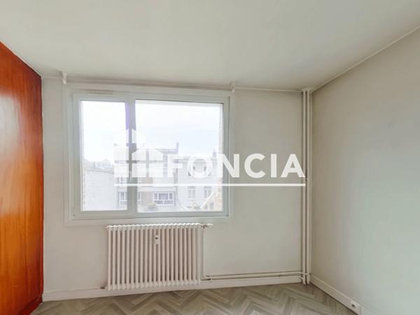 Location Appartement 2 pièces 44.93 m² - 38/40 RUE JEANNE D'ARC Lille 59000