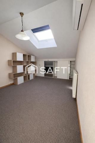 A Miélan villa T6 avec piscine et parc de 3500 m²