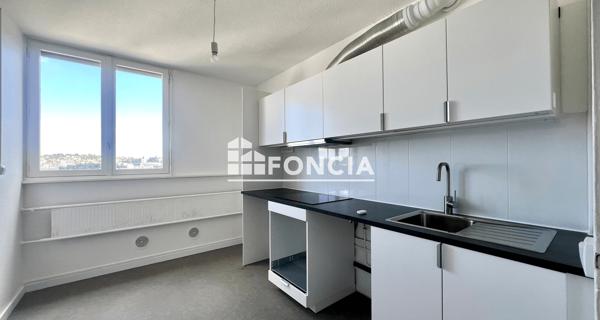 Location Appartement 3 pièces 62 m² - Saint-étienne 42100