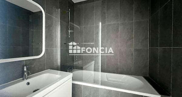 Location Appartement 3 pièces 62 m² - Saint-étienne 42100
