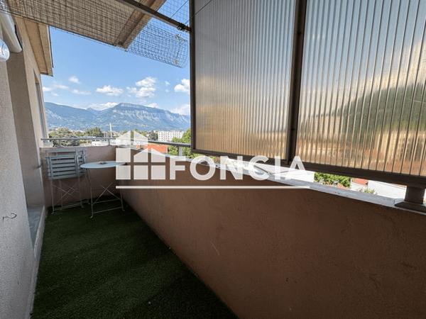 Location Appartement meublé 3 pièces 60.3 m² - Saint Martin D'hères 38400