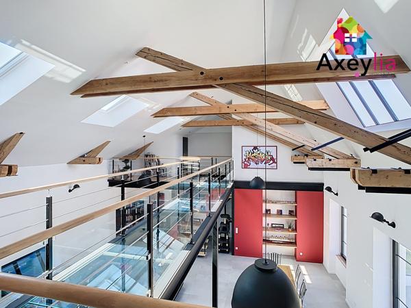 Roanne (42300) A VENDRE- ROANNE- LOFT AVEC TERRAIN ET PISCINE