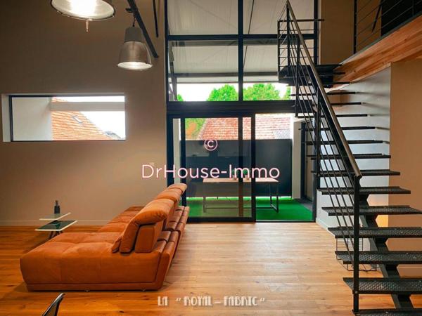 Loft / Atelier à louer 4 pièces de 120 m²