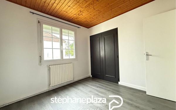 Maison à louer    4 pièces •  Vandré