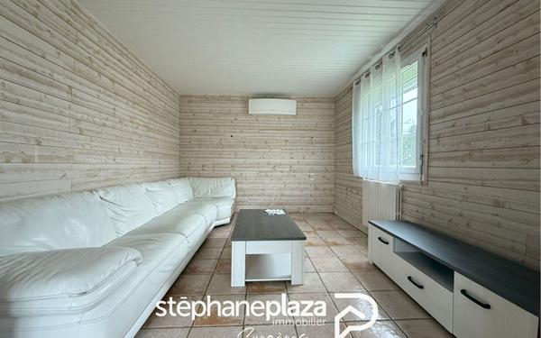 Maison à louer    4 pièces •  Vandré