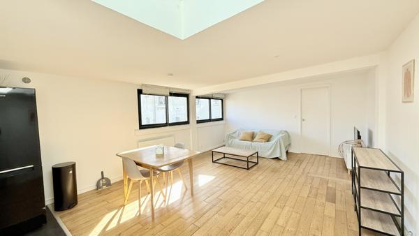 MONTREUIL – CROIX-DE-CHAVAUX – 2 PIÈCES – DERNIER ÉTAGE – CALME SUR JARDIN