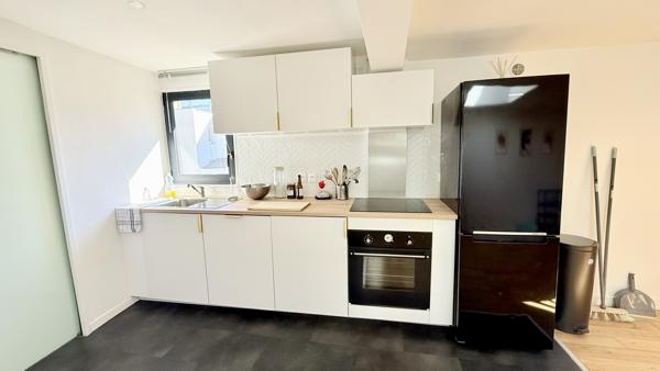 MONTREUIL – CROIX-DE-CHAVAUX – 2 PIÈCES – DERNIER ÉTAGE – CALME SUR JARDIN