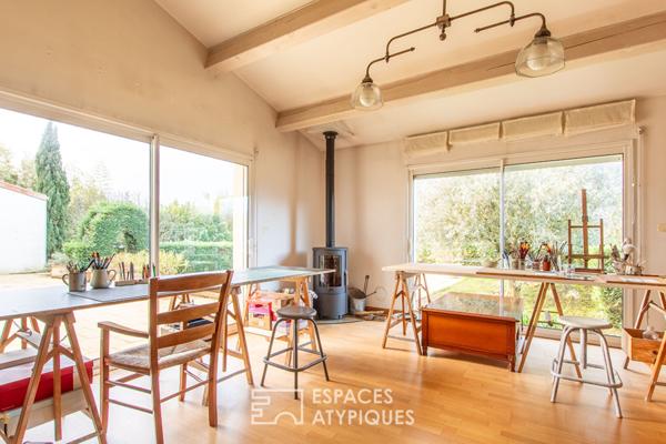 Élégante maison de style néo-provençal avec piscine