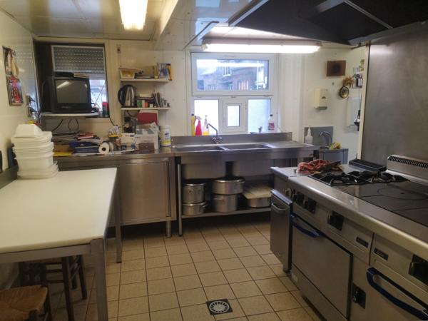 Dpt Orne (61), à vendre BELLOU EN HOULME FDC + Murs Bar restaurant Hôtel