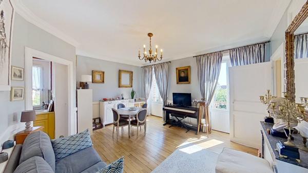 PROCHE CENTRE-VILLE NANGIS, APPARTEMENT 3 PIECES, PLACE DE STATIONNEMENT