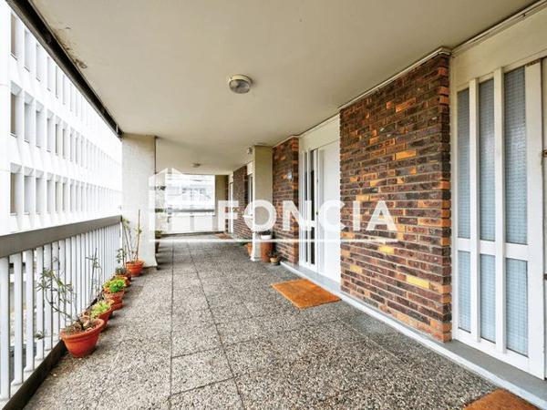 À vendre Appartement 4 pièces 82.84 m² - Cergy 95000