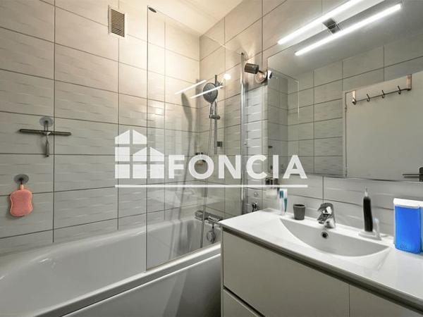 À vendre Appartement 4 pièces 82.84 m² - Cergy 95000