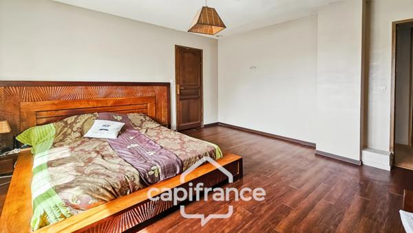 Maison familiale 5 chambres-Jardin-sous sol total- terrasse-jardin