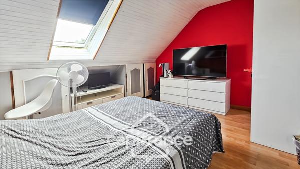 Maison familiale 5 chambres-Jardin-sous sol total- terrasse-jardin