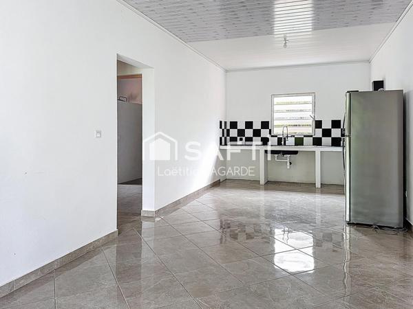 Maison F4 sur grand terrain arboré de 780 m²