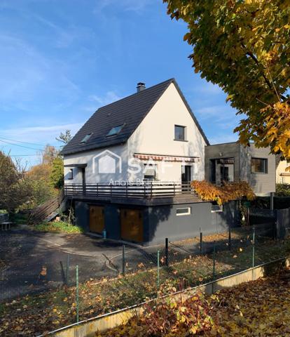 Splendide Maison rénovée de 192 m² sur un terrain de 9 ares