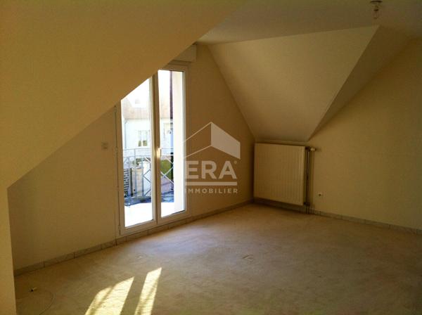 Maison à louer de 6 pièces située à LA CROIX ST OUEN