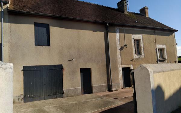 Maison à louer    3 pièces •  Saint-Rémy-du-Val