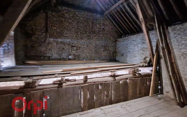 Maison à louer    3 pièces •  Saint-Rémy-du-Val