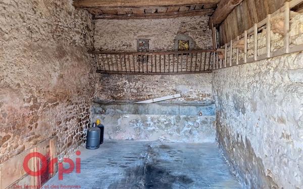 Maison à louer    3 pièces •  Saint-Rémy-du-Val