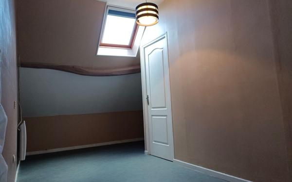 Maison à louer    3 pièces •  Saint-Rémy-du-Val