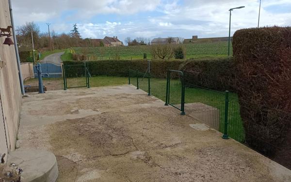 Maison à louer    3 pièces •  Saint-Rémy-du-Val