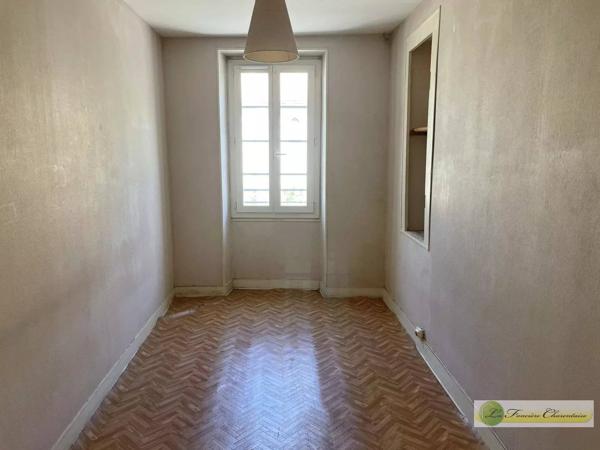 Vente immobilière : Maison à Aigre  4 pièces 80 m² 49 500 €- FONCIERE CHARENTAISE AIGRE.