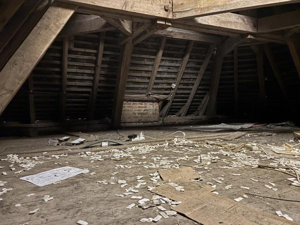 Saint-Priest-la-Marche – Charmante maison avec 3482 m² de terrain dans un hameau calme Saint-Priest-la-Marche (18370)