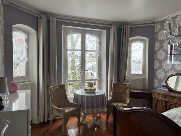 Saint-Priest-la-Marche – Charmante maison avec 3482 m² de terrain dans un hameau calme Saint-Priest-la-Marche (18370)