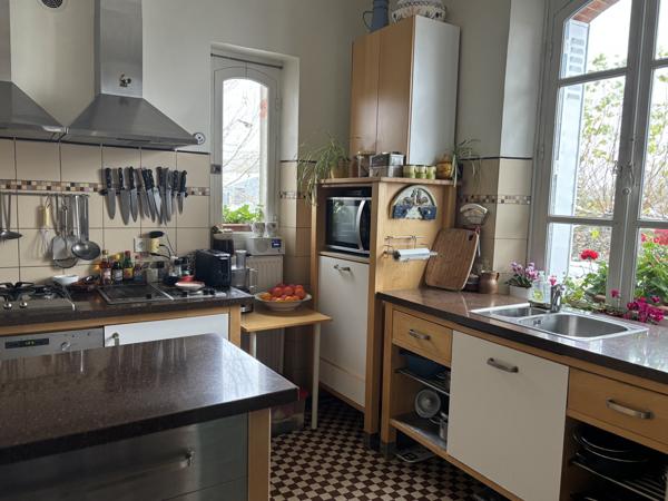 Saint-Priest-la-Marche – Charmante maison avec 3482 m² de terrain dans un hameau calme Saint-Priest-la-Marche (18370)