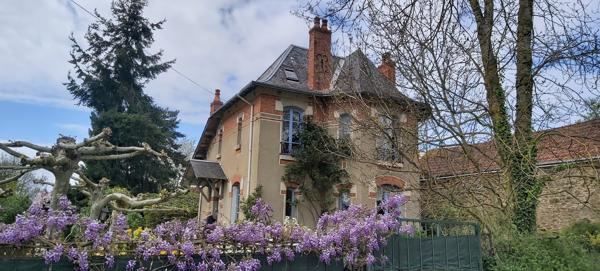 Saint-Priest-la-Marche – Charmante maison avec 3482 m² de terrain dans un hameau calme Saint-Priest-la-Marche (18370)