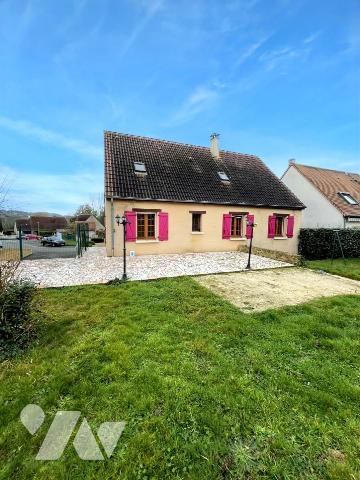 Pavillon sur sous-sol 5 chambres, bureau.