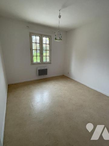 Pavillon sur sous-sol 5 chambres, bureau.