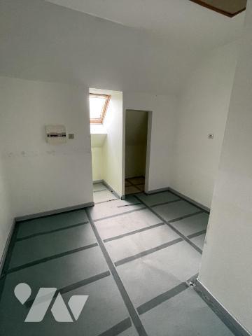 Pavillon sur sous-sol 5 chambres, bureau.