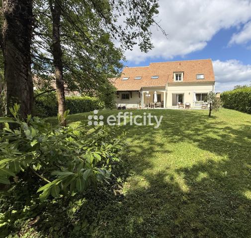 Maison
         7 pièces
        - 180 m² 778 000 € *