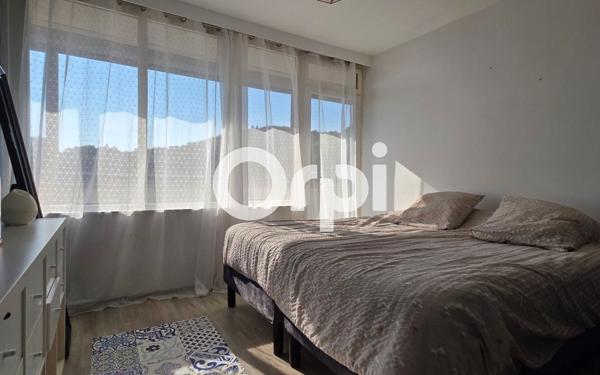 Appartement à vendre    4 pièces • 84 m2 Royat