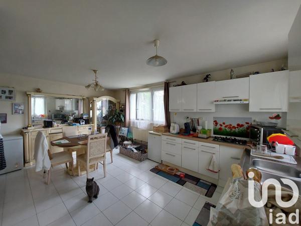 Appartement 2 pièces de 49 m² à Melun (77000)