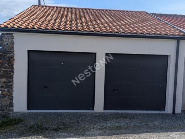 Double garage  - Local de stockage  38m² avec mezzanine 18m2