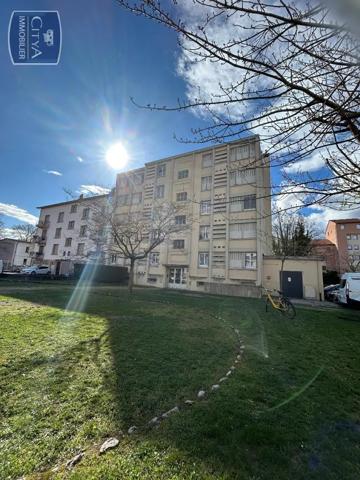 Appartement à louer 5 pièces 79.34m²